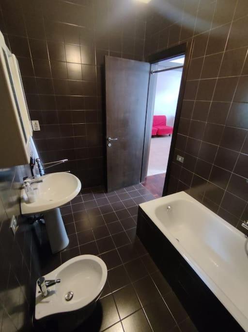 Casa Dei Pittori - A Pochi Passi Da Piazza Erbe Apartment *